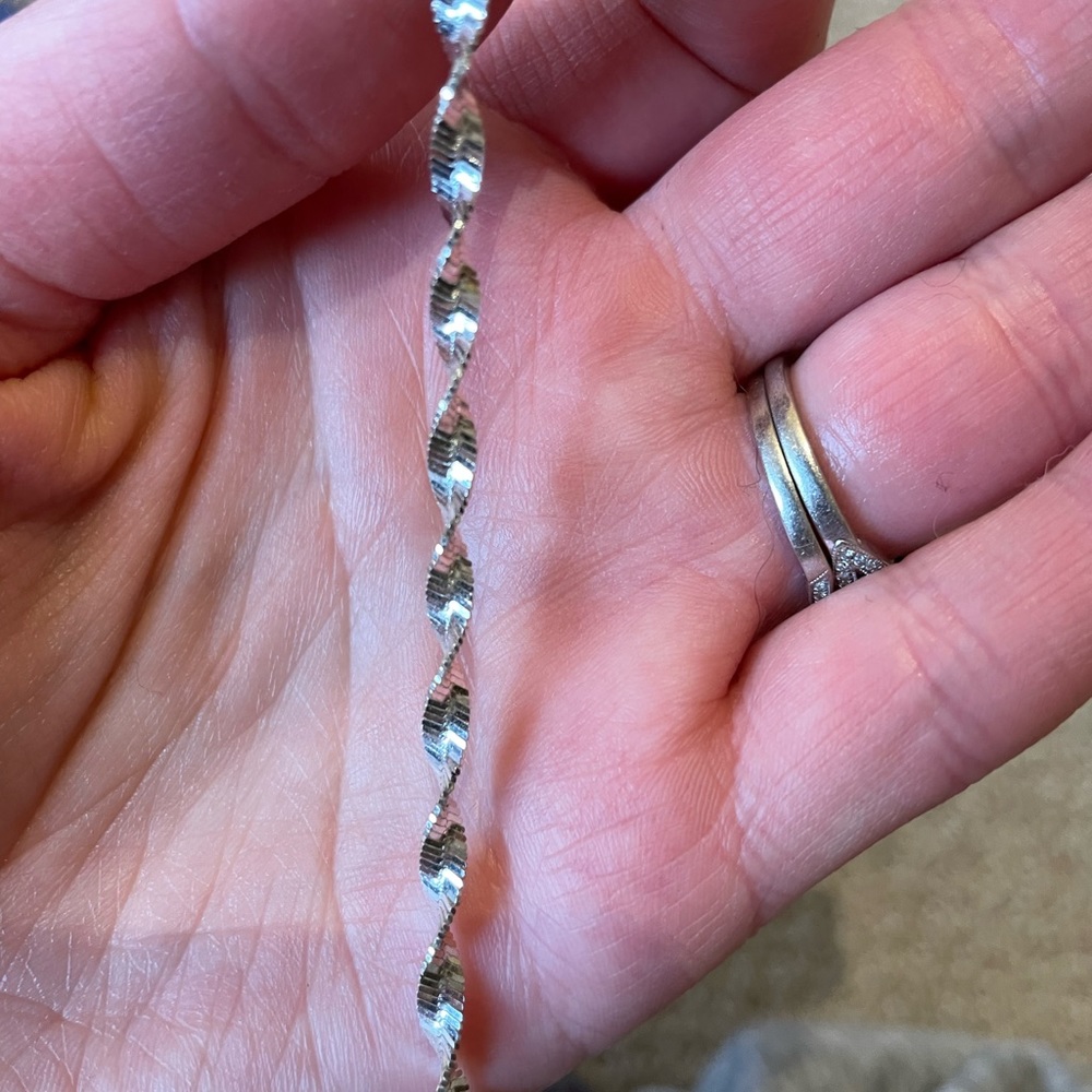 Delicate tennis bracelet
